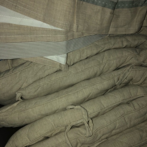 Pottery Barn Kids Other - Pottery Barn Kids bumper and crib skirt